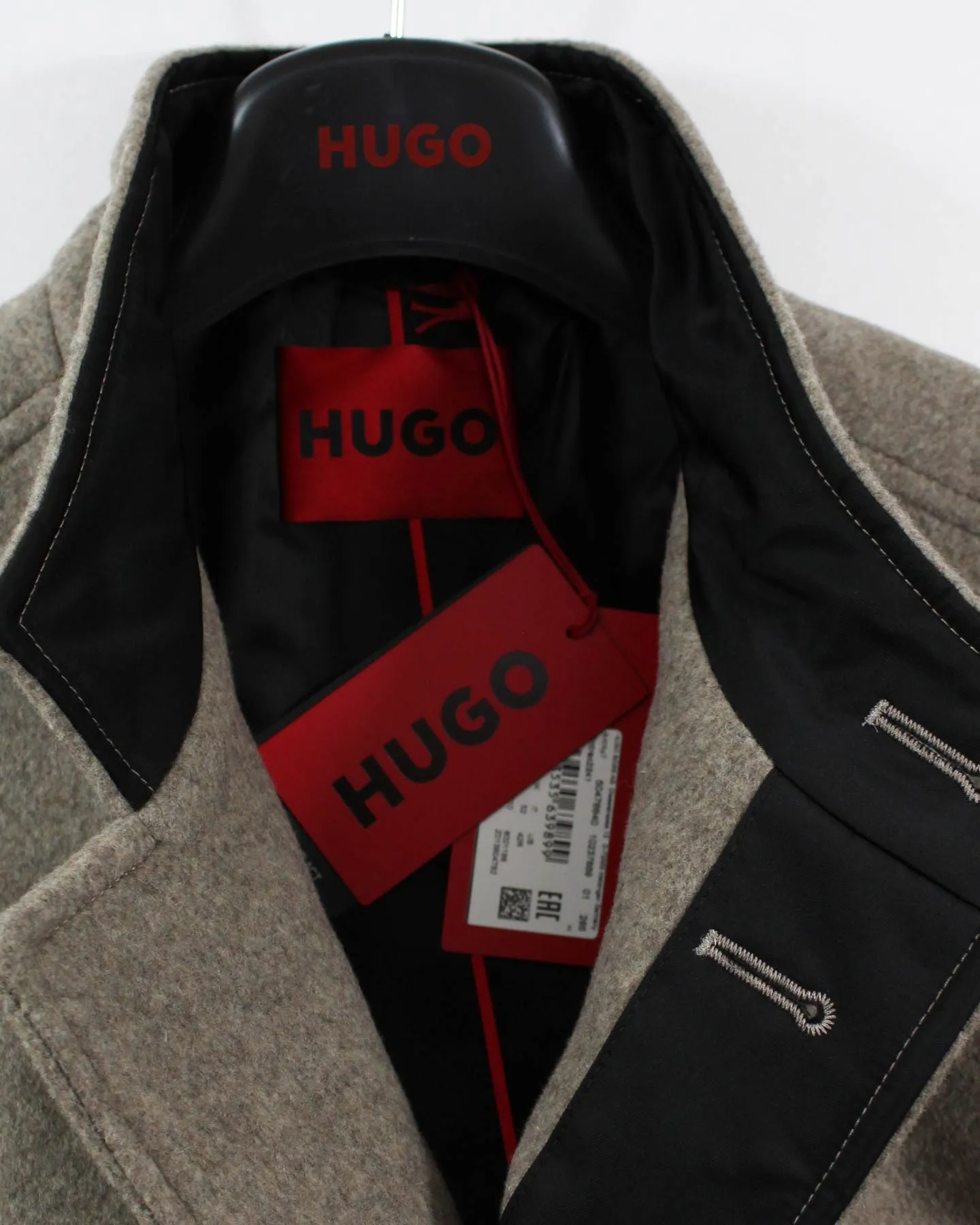 Hugo Boss Wool Coat Medium Beige Button Long Coat EU 52 - L SALE